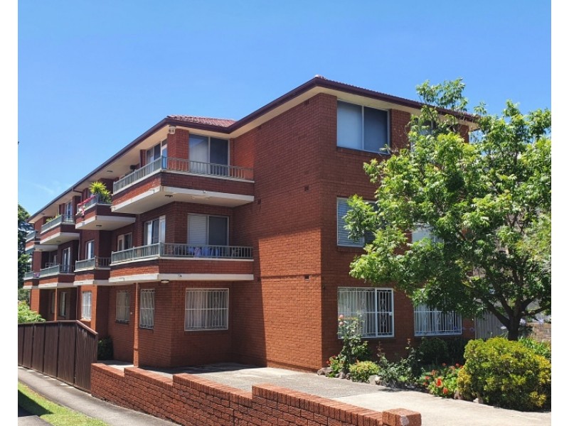 5/4 JULIA STREET, Ashfield NSW 2131