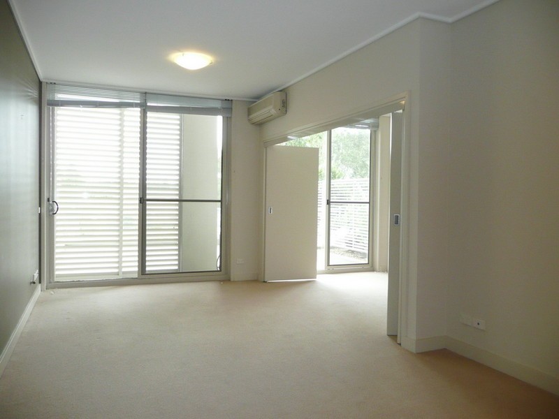 104/1 THE PIAZZA, Wentworth Point NSW 2127