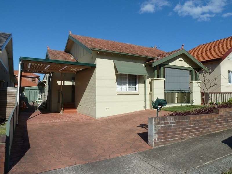 22 LINDSAY STREET, Burwood NSW 2134