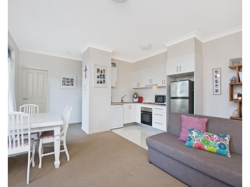 3/2A EUSTON ROAD, Hurlstone Park NSW 2193