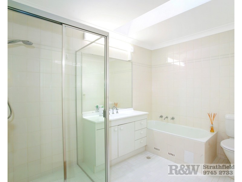 2/27 CHURCHILL AVE, Strathfield NSW 2135