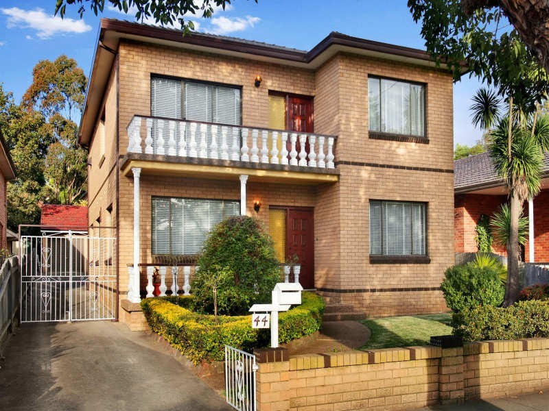 44 ROCHESTER ST, Strathfield NSW 2135