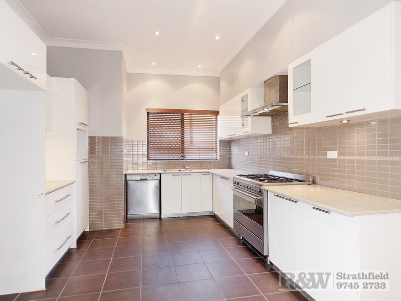 7 Chatfield Avenue, Belfield NSW 2191