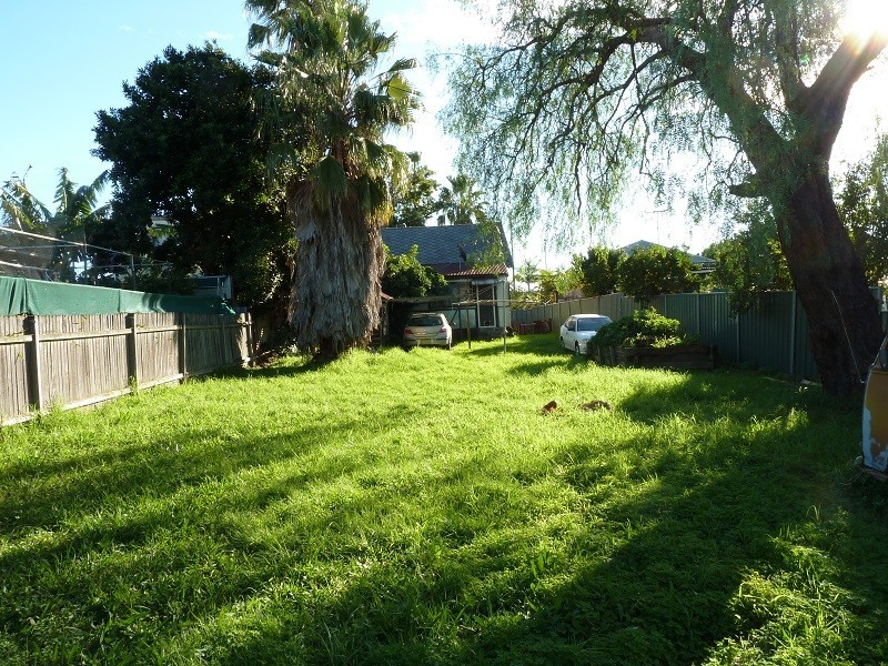 87 Woodville Rd, Granville NSW 2142