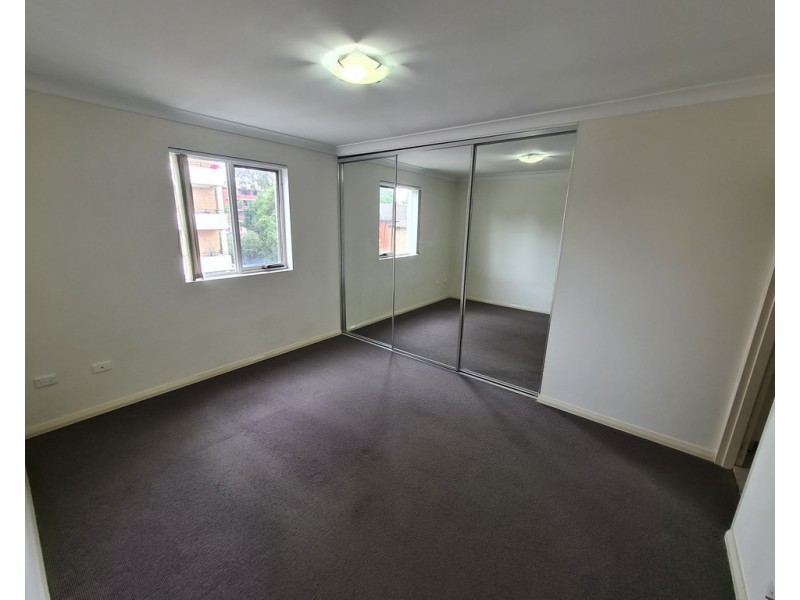12/9-10 THE CRESCENT, Homebush NSW 2140
