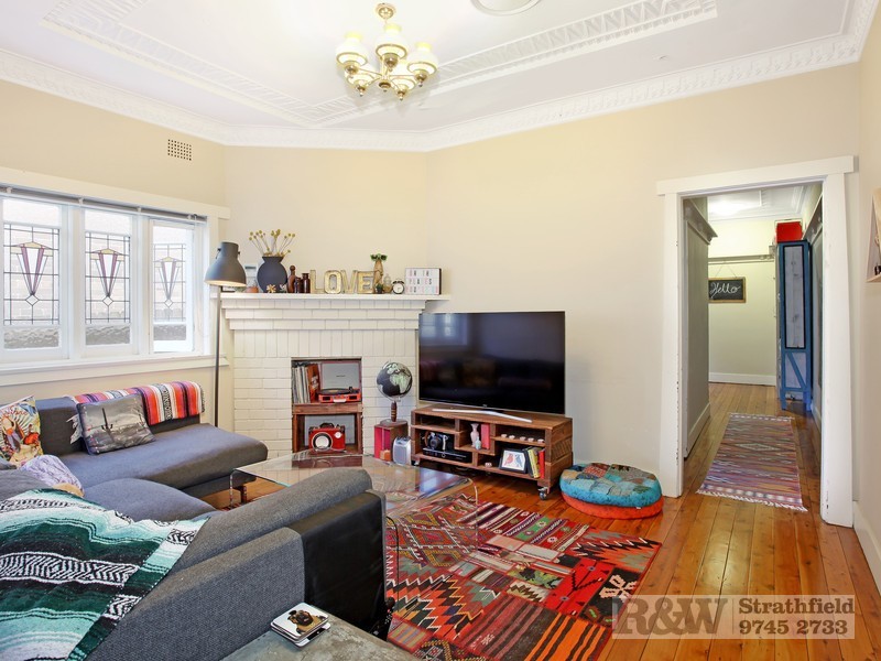 13 ROBERT STREET, Canterbury NSW 2193