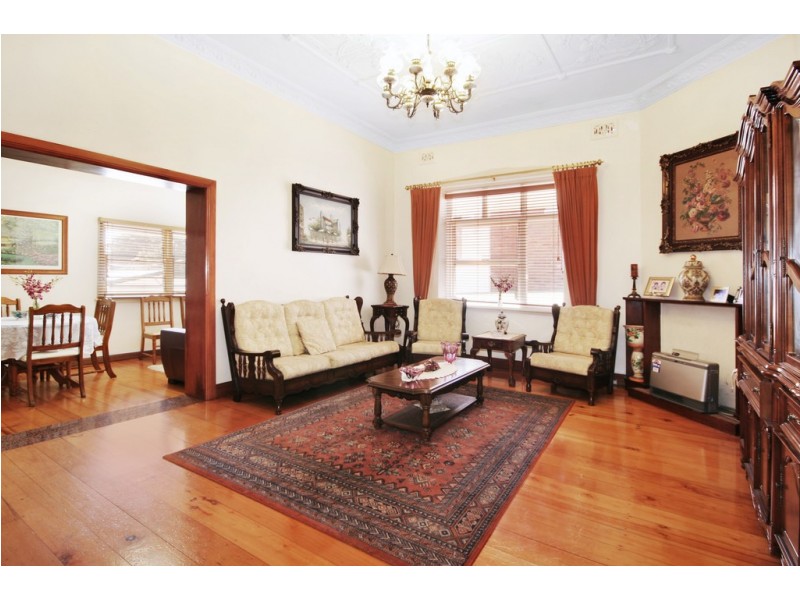 20 SWAN AVENUE, Strathfield NSW 2135