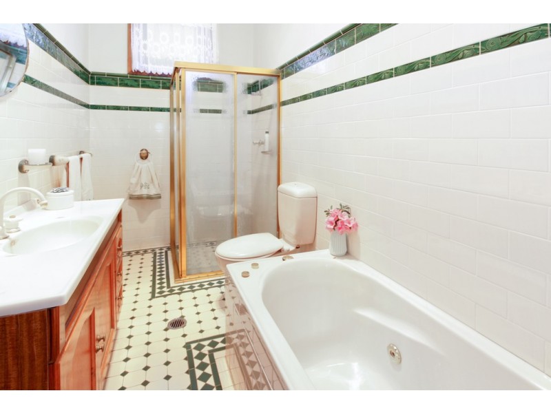 20 SWAN AVENUE, Strathfield NSW 2135