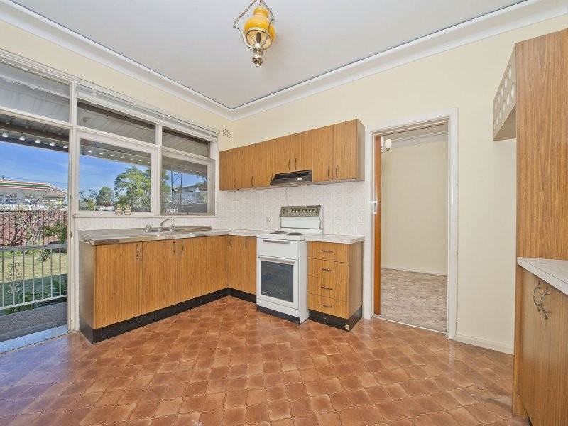 32 CAVE ROAD, Strathfield NSW 2135