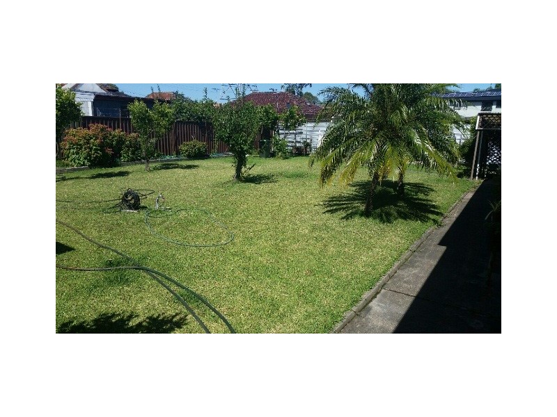 7 REID AVENUE, Greenacre NSW 2190