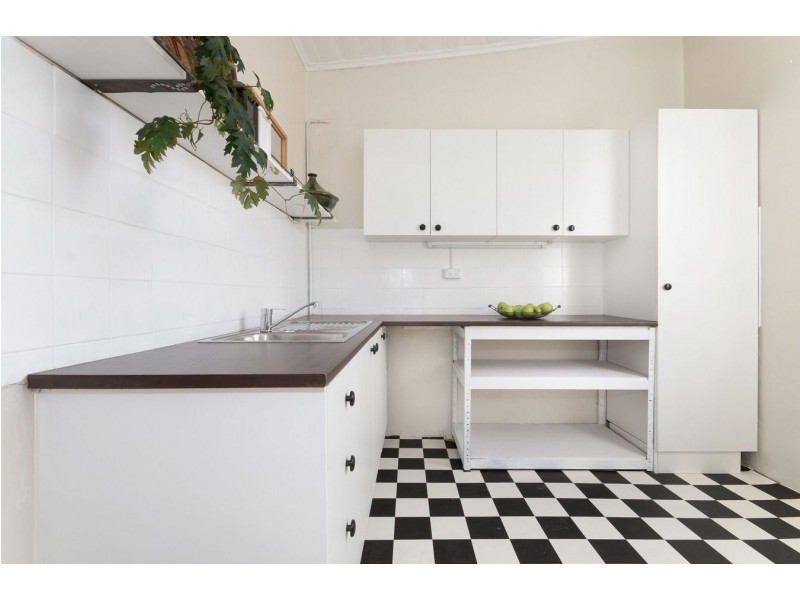 44 THE CRESCENT, Homebush NSW 2140