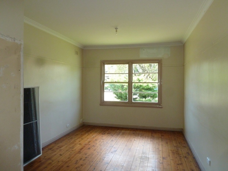 5 WILBUR STREET, Greenacre NSW 2190