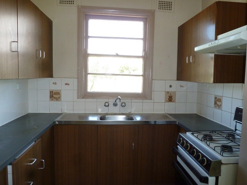 5 WILBUR STREET, Greenacre NSW 2190