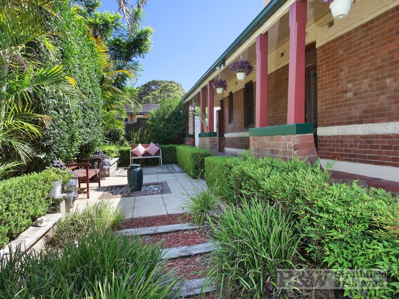 187 OLD KENT ROAD, Greenacre NSW 2190