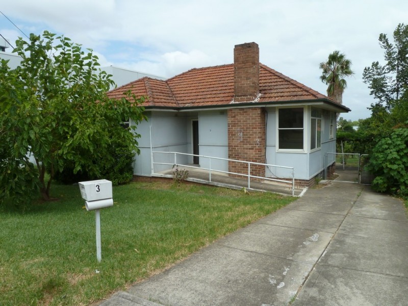 3 LAWFORD STREET, Greenacre NSW 2190