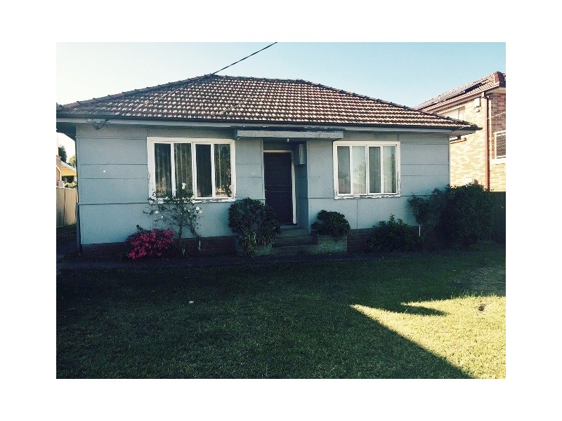 180 WILBUR STREET, Greenacre NSW 2190