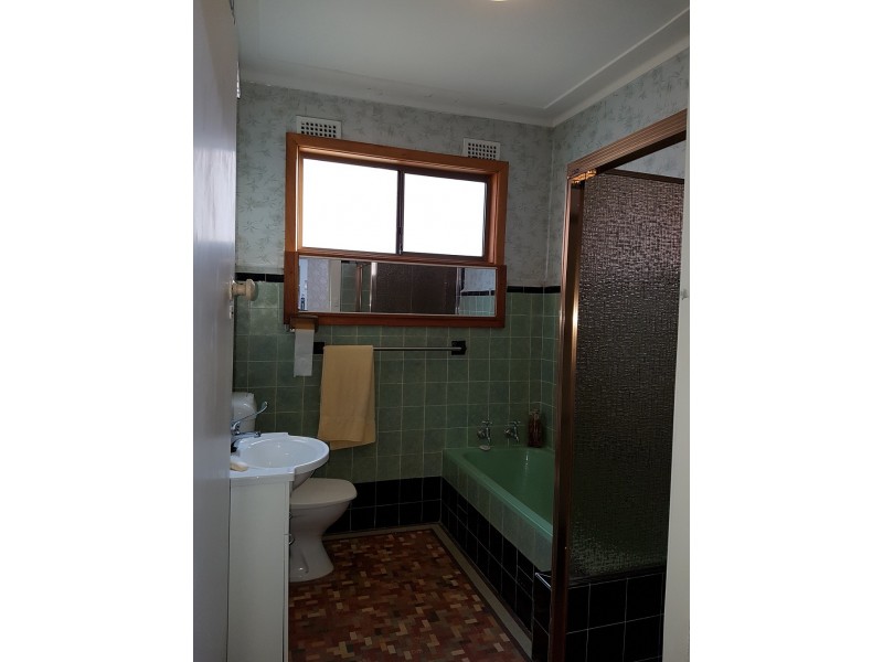 21 CHEDDAR ST, Blakehurst NSW 2221