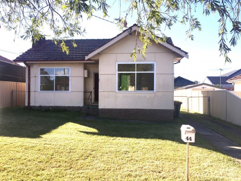 44 WILBUR STREET, Greenacre NSW 2190
