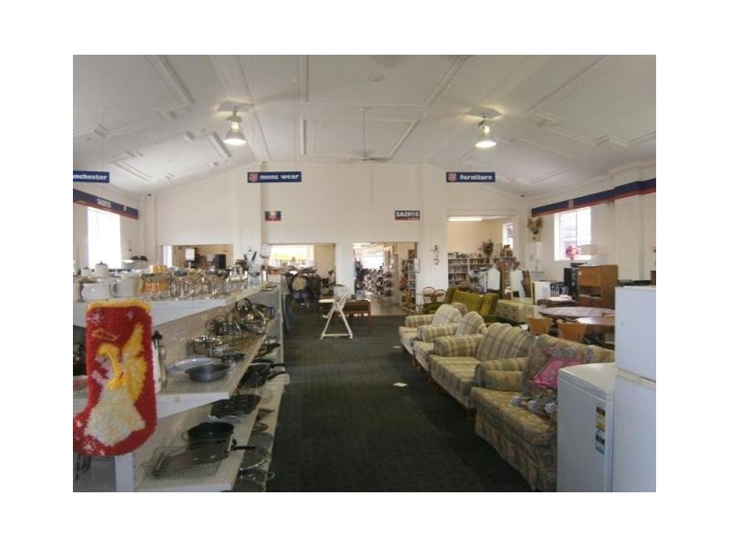 160-162 HALDEN STREET, Lakemba NSW 2195