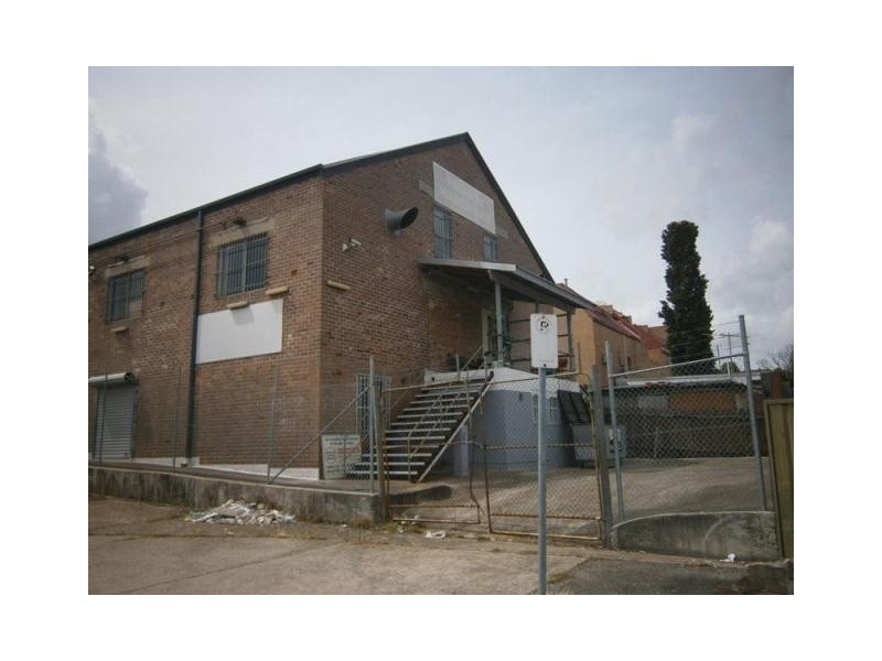 160-162 HALDEN STREET, Lakemba NSW 2195