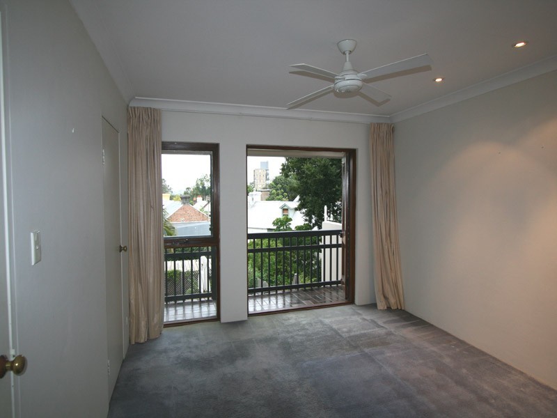 10 Little Comber Street, Paddington NSW 2021