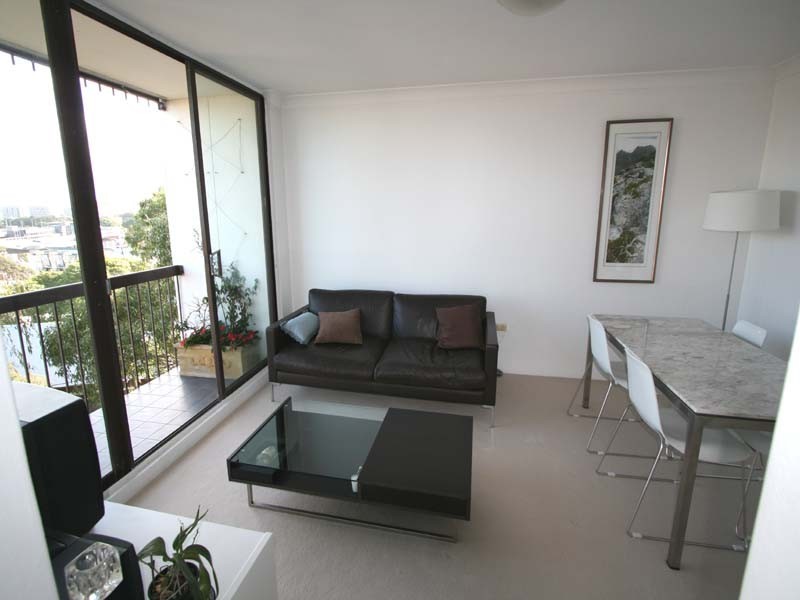 77 Cook Road, Centennial Park NSW 2021