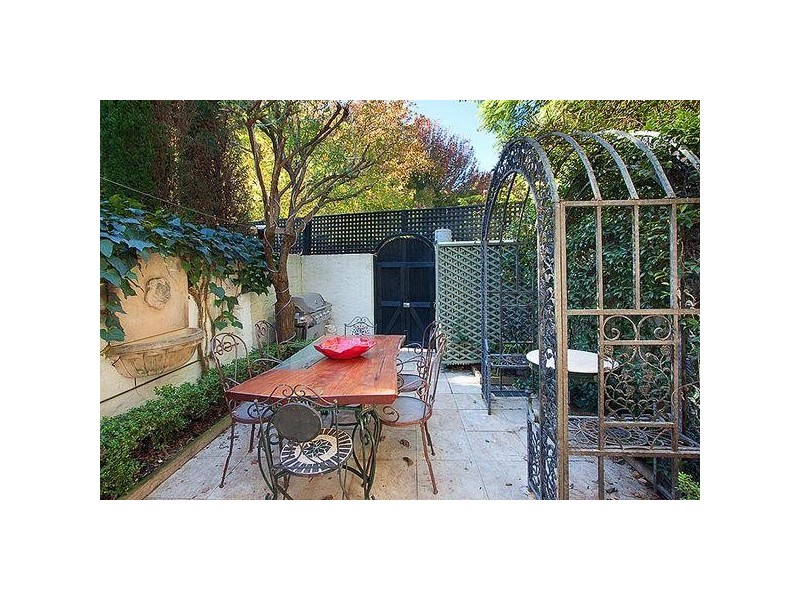 17 Pearce Street, Double Bay NSW 2028