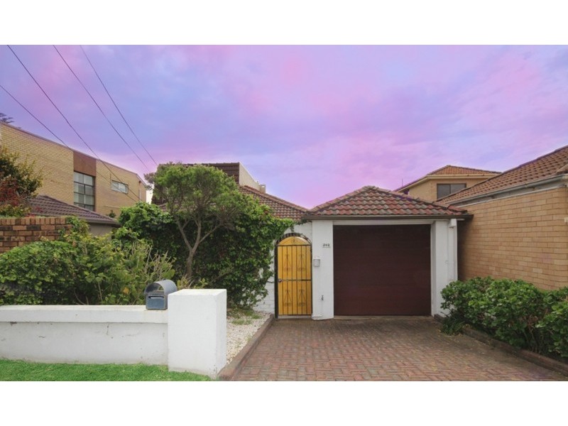 202 Old South Head Road, Vaucluse NSW 2030