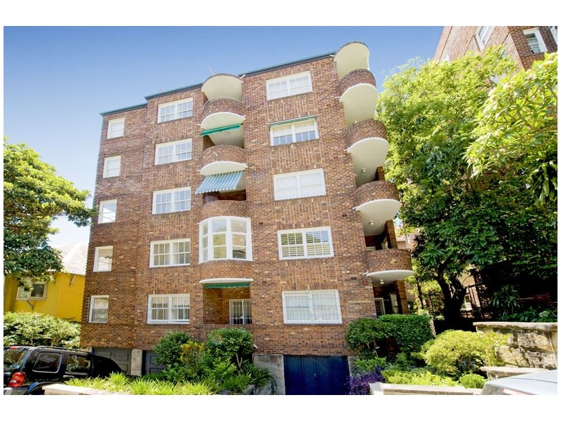 2/4 Henrietta Street, Double Bay NSW 2028