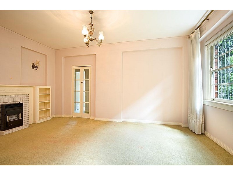 2/4 Henrietta Street, Double Bay NSW 2028