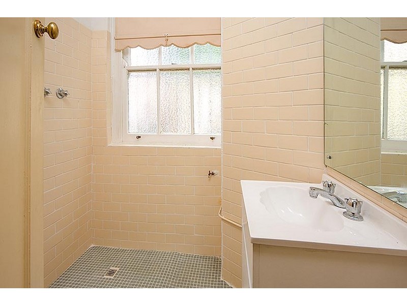 2/4 Henrietta Street, Double Bay NSW 2028