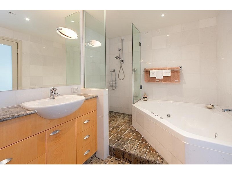122/6  Cowper Wharf Road ‘The Finger Wharf’, Woolloomooloo NSW 2011