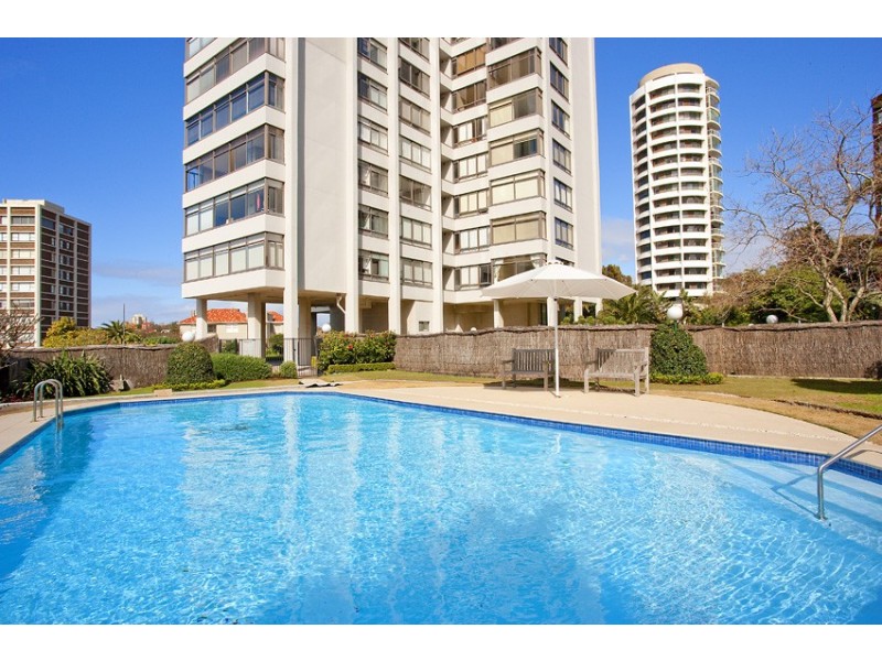 19/2 Eastbourne Road “Eastbourne Towers”, Darling Point NSW 2027