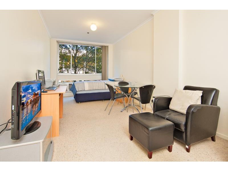 5/13 Waine Street “Oxford Towers”, Surry Hills NSW 2010