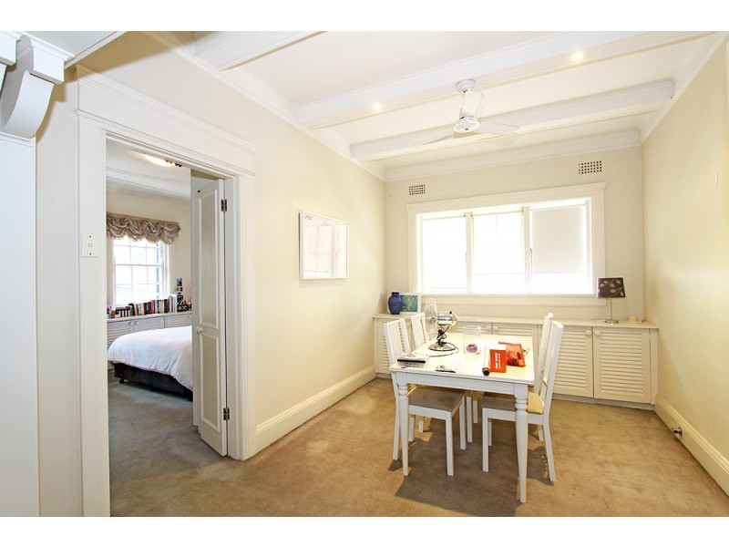 4/2 Gladswood Gardens, Double Bay NSW 2028