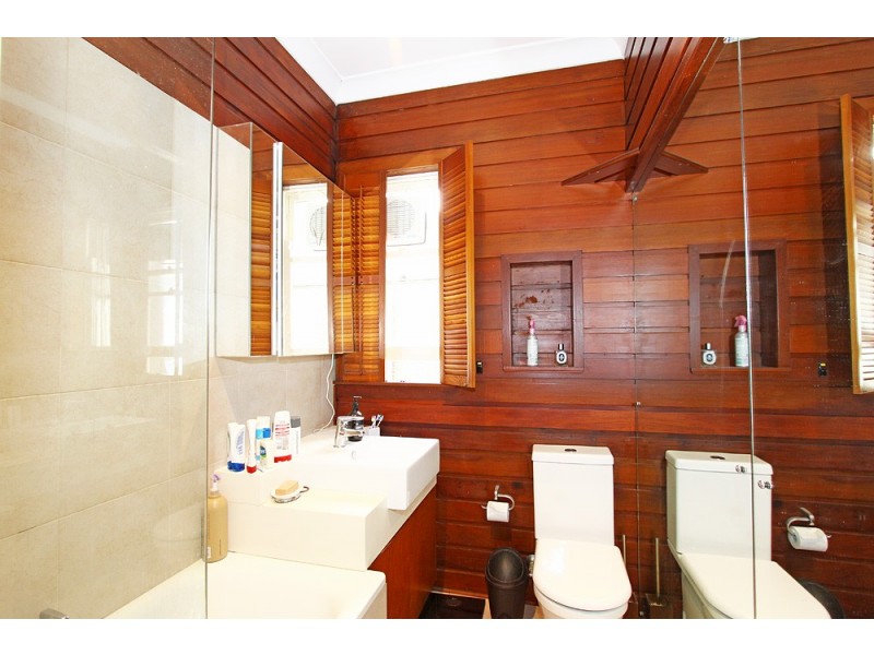 4/2 Gladswood Gardens, Double Bay NSW 2028