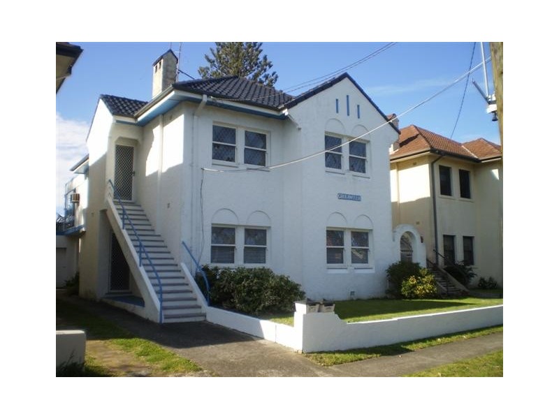 2/13 Eurobin Avenue, Manly NSW 2095