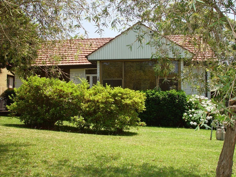 8 Patrick Street, Beacon Hill NSW 2100