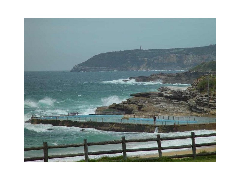 68 Carrington Parade, Curl Curl NSW 2096