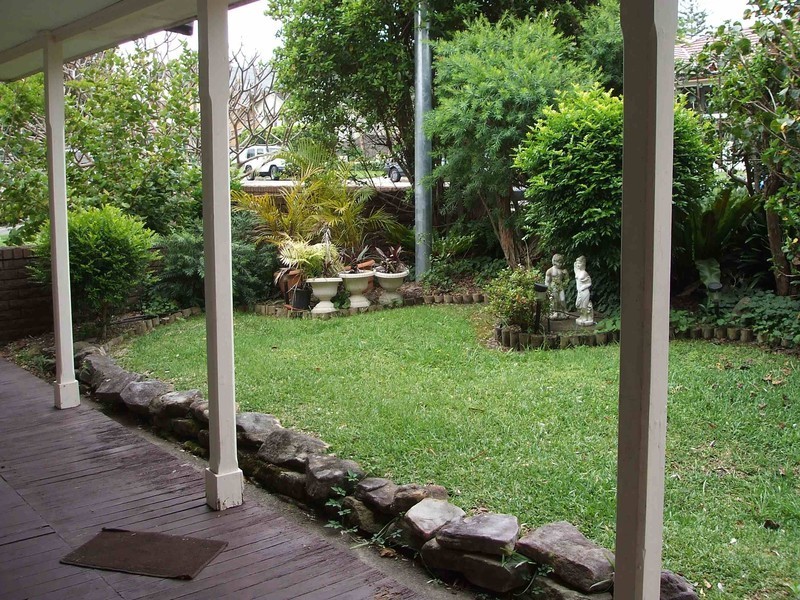 9 Oceanview Road, Freshwater NSW 2096