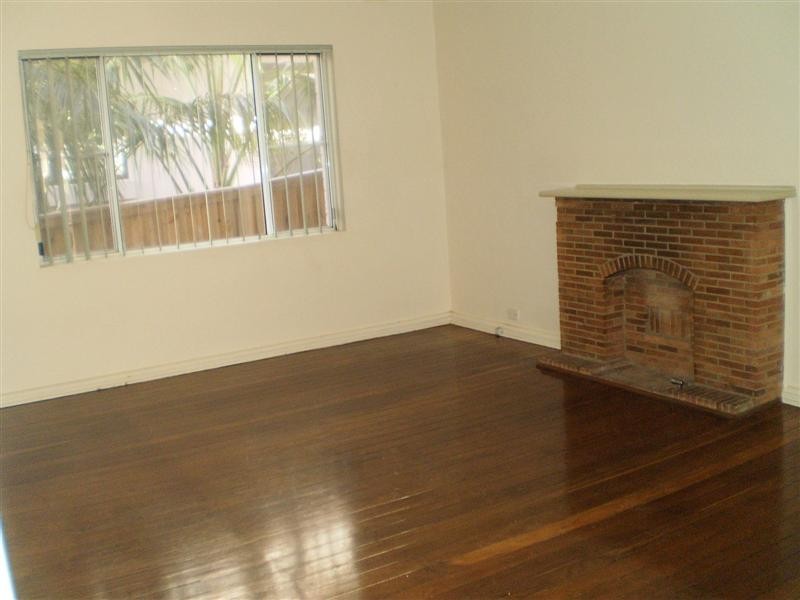 1/23 Quirk Street, North Curl Curl NSW 2099