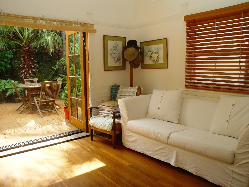 12 Ellen Street, Curl Curl NSW 2096