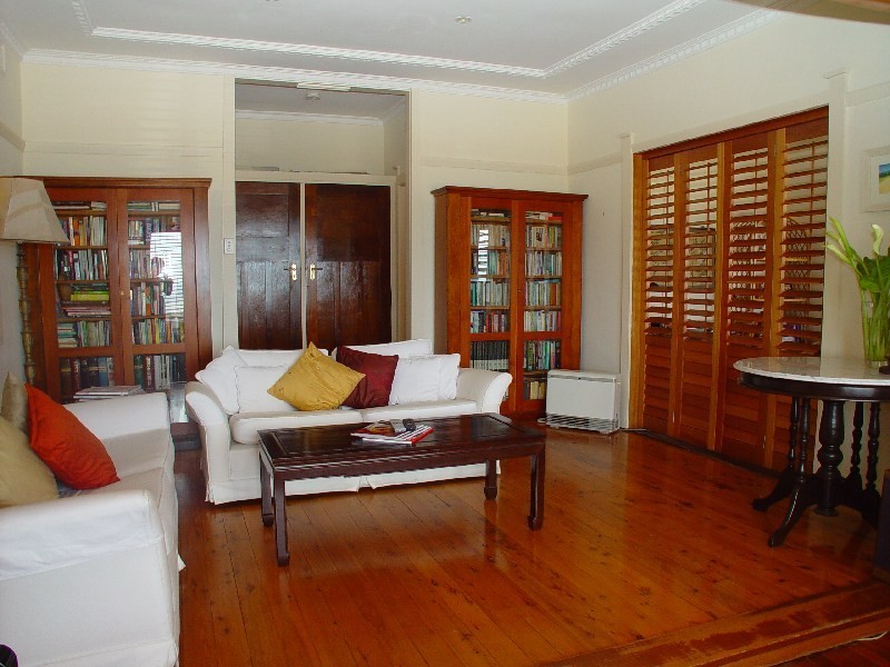 12 Ellen Street, Curl Curl NSW 2096