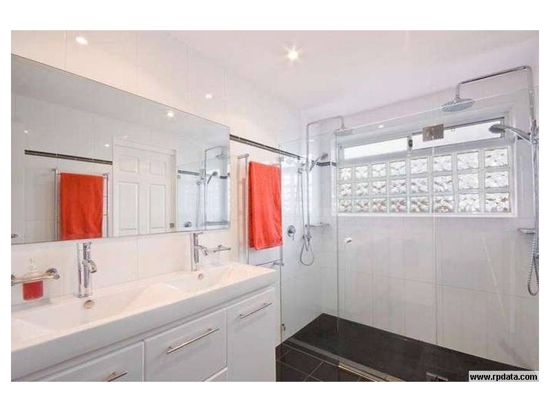 2/20  Stuart Street, Collaroy NSW 2097