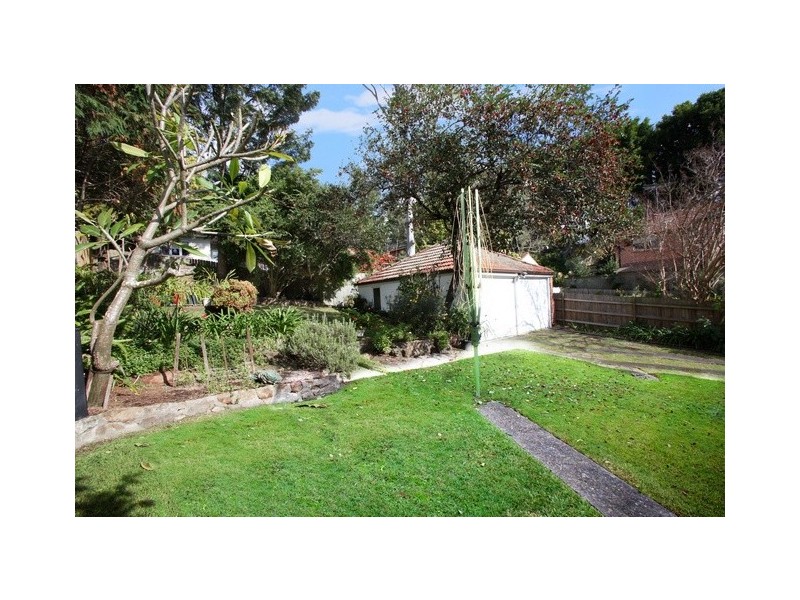 2/145 Griffiths Street, Balgowlah NSW 2093