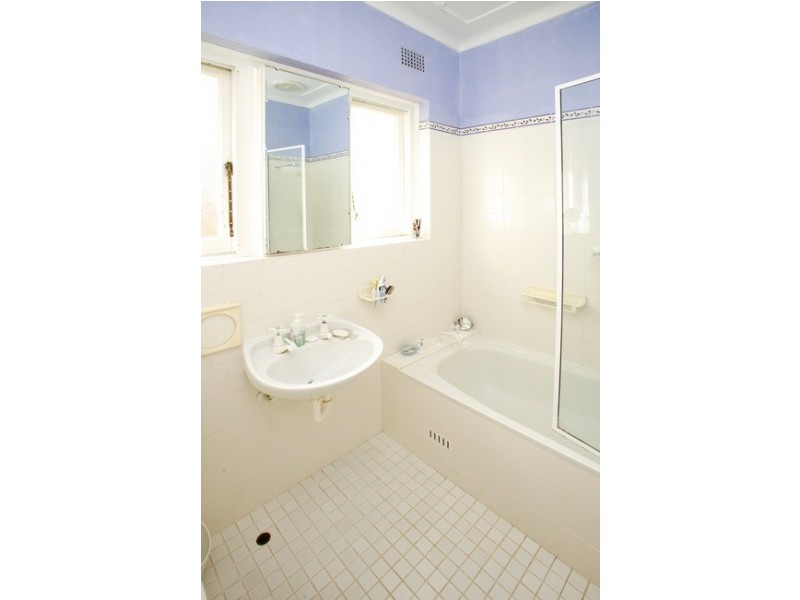 2/145 Griffiths Street, Balgowlah NSW 2093