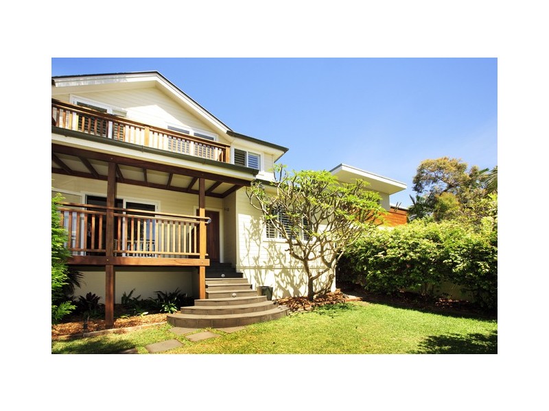 7 Undercliff Road, Freshwater NSW 2096