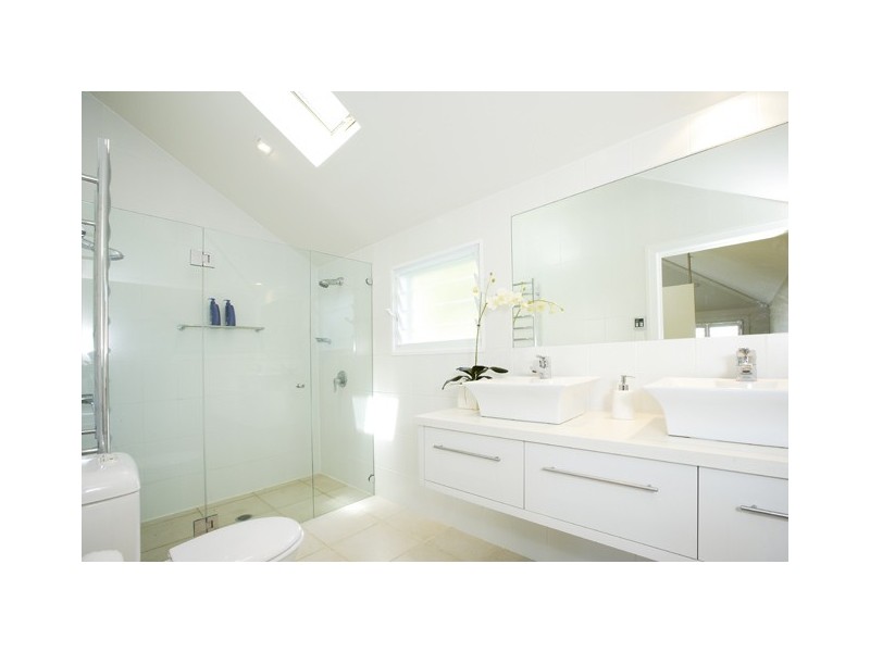 7 Undercliff Road, Freshwater NSW 2096