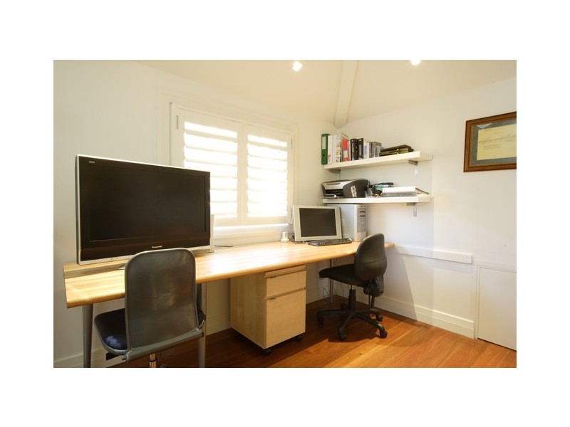 7 Undercliff Road, Freshwater NSW 2096