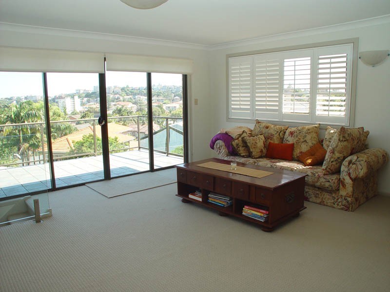 3 Graham Avenue, Freshwater NSW 2096